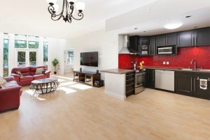 88 King 106 Living Room 4